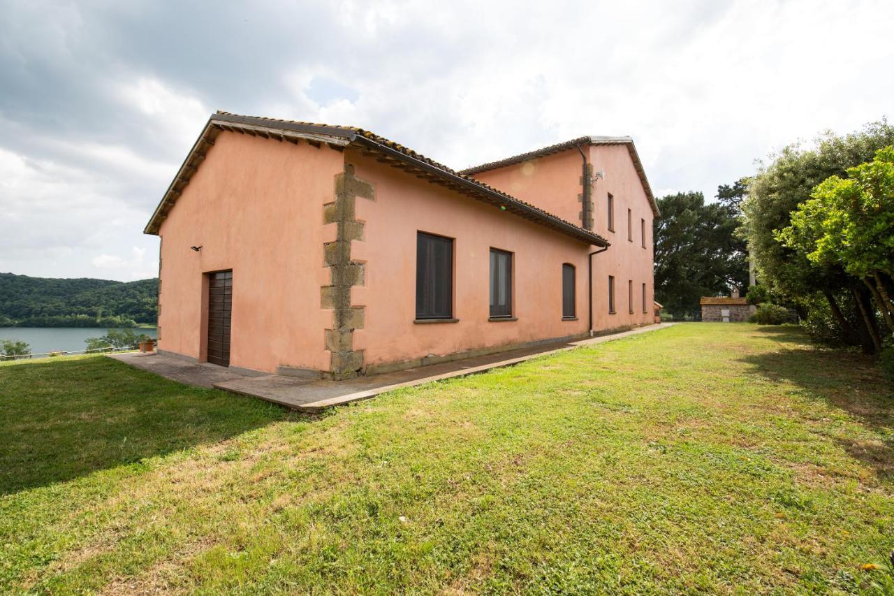 Agriturismo Lago Di Mezzano Valentano Ngoại thất bức ảnh